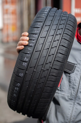 фото протектора и шины Atrezzo Elite Шина Sailun Atrezzo Elite 205/65 R15 94V